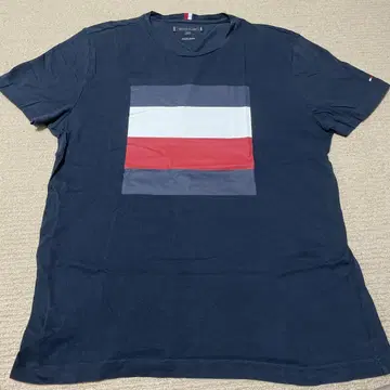Tommy Hilfiger 박스 로고 티셔츠 네이비