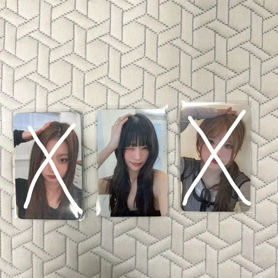 Buy FROMIS_9 Signed albums, Rare photocards on Bunjang!