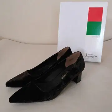 긴자 카네마츠 브라운 벨벳 스틸레토 힐