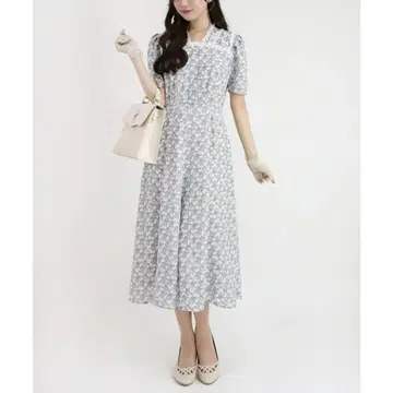 요크 디자인 프렌치 로즈 패턴 원피스