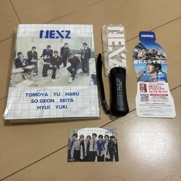 NEXZ 응원봉 트레이딩 카드 케이스