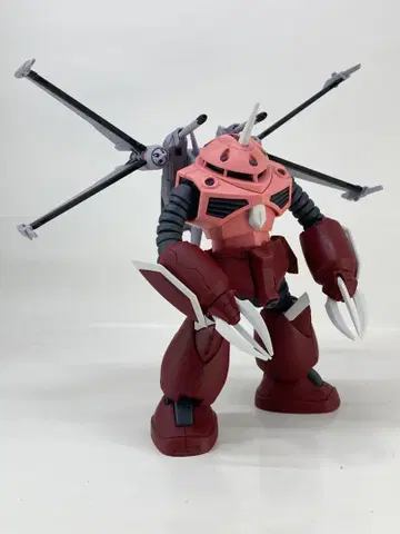 HG 1/144 즈고크 (SEED FREEDAM ver.)와 캬바쿠라