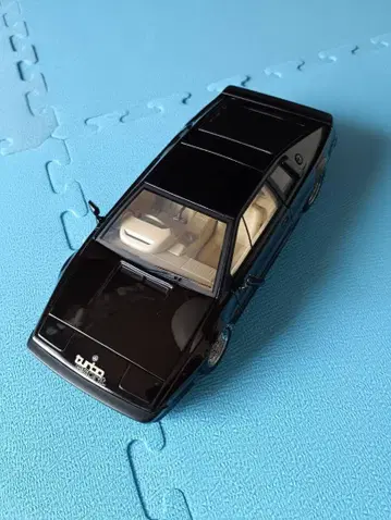 로터스, 에스프리 1:18 스케일 오토 아트
