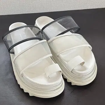 Licht bestreben 샌들 20ss