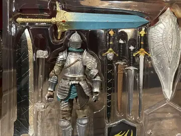 데몬즈 소울 Demon's Souls 기사 장비 피규어