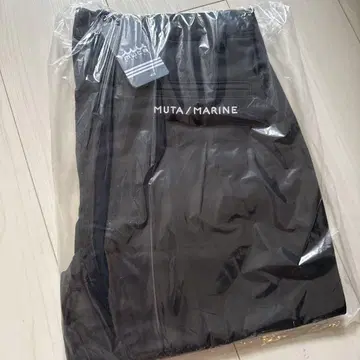 Muta marine 블랙 팬츠 미사용 새상품