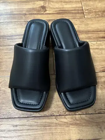 지유 플랫폼 뮬 L 블랙