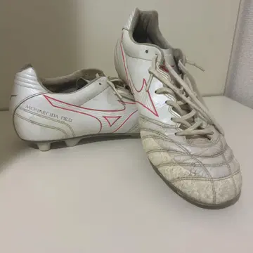 Mizuno Monarcida FG 축구화 화이트/레드