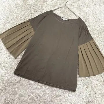 브릭하우스 소매 플리츠 티셔츠 디자인 카키 여성용 L