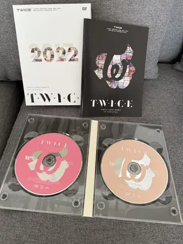 TWICE JAPAN DEBUT 5th Anniversary DVD