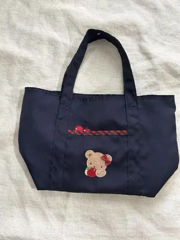 파밀리아 백