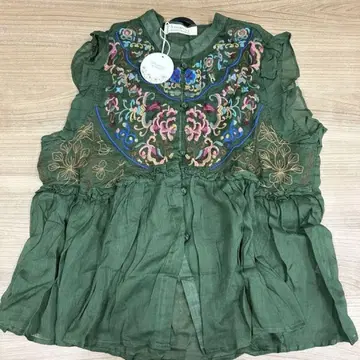 kinarina 블라우스 상의 꽃 자수 컬러풀 그린 프릴 페플럼