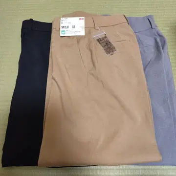 유니클로 XS 베이지 슬랙스