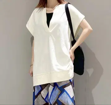 LEPSIM 깊은 V 넥 튜닉 F 사이즈 아이보리