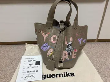 게르니카 백 GUERNIKA CUBE BAG S