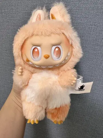 THE MONSTERS Big into Energy 시리즈 봉제 인형