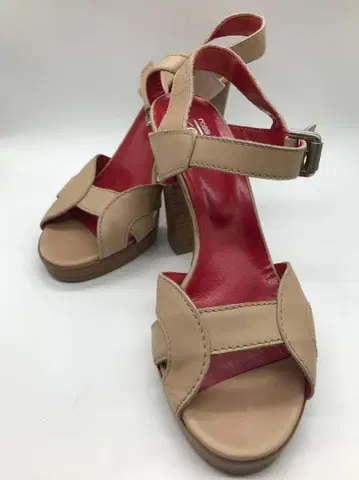 베이지 스트랩 샌들 힐 10cm