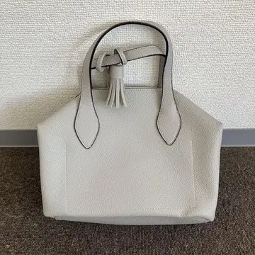 그레이 태슬 숄더백