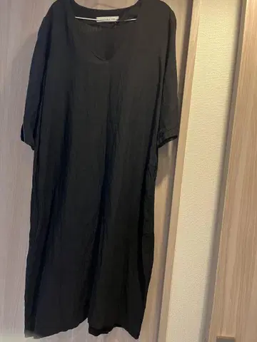 LE VESTIAIRE DE JEANNE 블랙 린넨 원피스 BSHOP