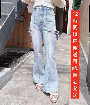 INGNI 사이드 리본 컷 아웃 플레어 데님 팬츠