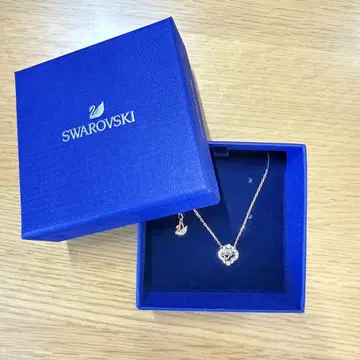스와로브스키 목걸이