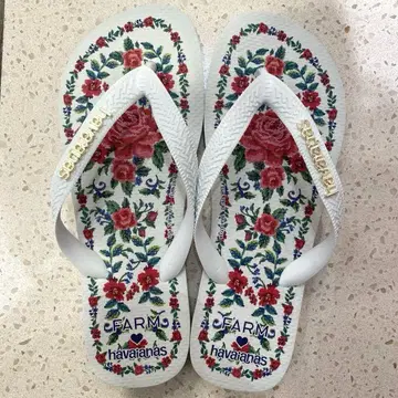 Havaianas CFARM 꽃무늬 비치 샌들