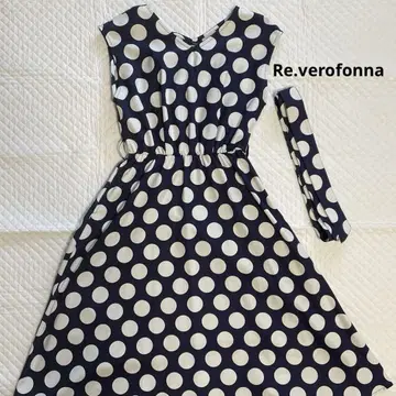 Re.verofonna 슬리브리스 무릎 기장 원피스 네이비 컬러 도트