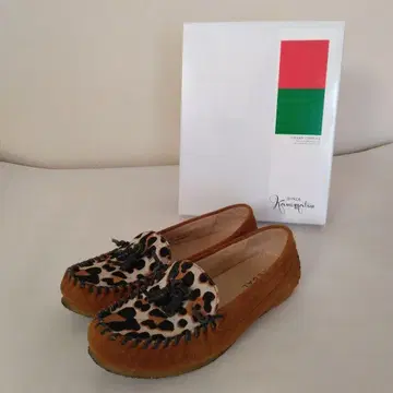 리걸 스웨이드 로퍼