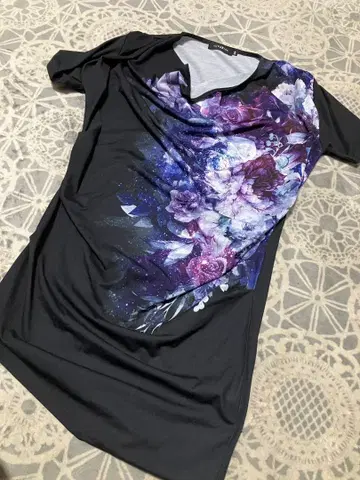 civarize 드레이프 플라워 티셔츠 사이즈 44