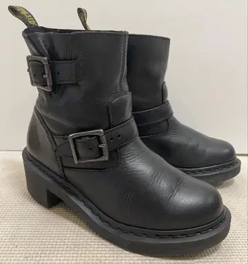 Dr Martens 닥터마틴 통굽 엔지니어 부츠 UK4 가죽 블랙