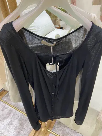 andmary 레이스 리본 카디건 블랙