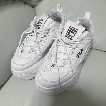 휠라 디스루프터 화이트 23.5cm 스니커즈