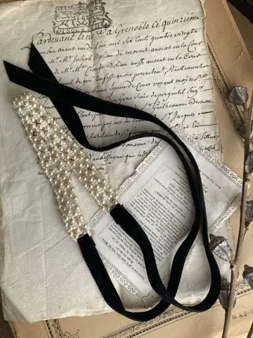 벨벳 펄 초커