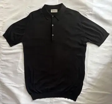 JOHN SMEDLEY 블랙 반팔 피케 셔츠 *클리닝 완료
