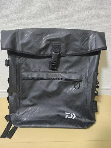 다이와 TP 데이팩 (C) 블랙 카모플라주 15L