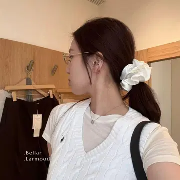 새틴 화이트 헤어 밴드