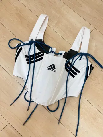 아디다스 리메이크 y2k 탱크탑