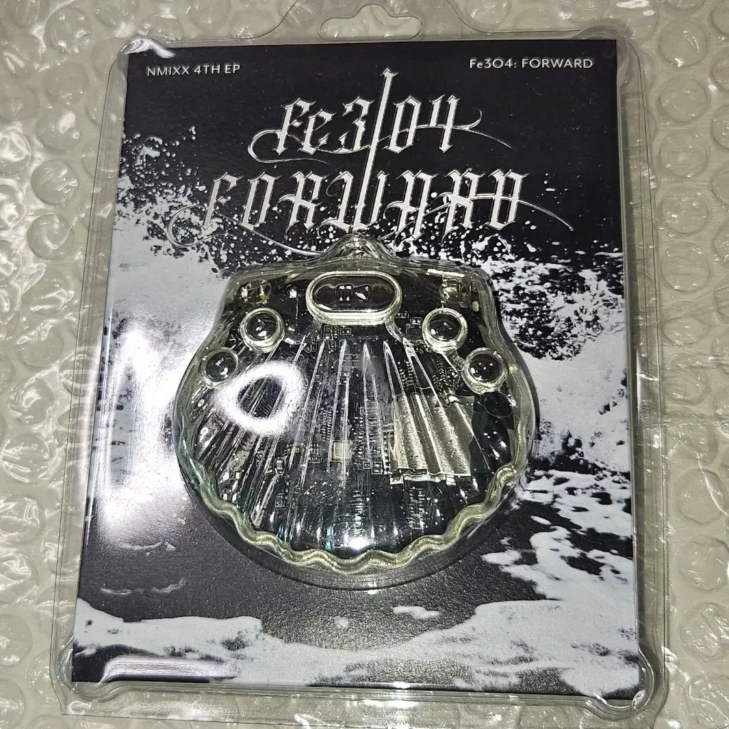 【新品未開封】NMIXX shell ver mp3 ギュジン NMIXX Fe3O4 FORWARD shell ver mp3 ギュジン ピンク｜Yahoo