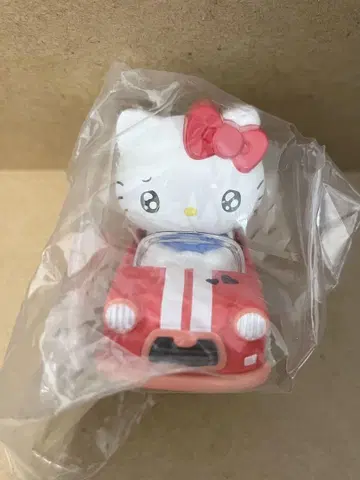 산리오 토미카 키티