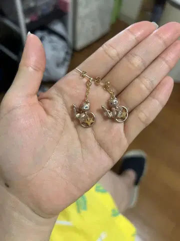 포켓몬, 뮤우 귀걸이