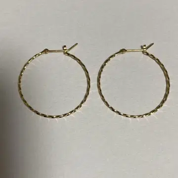 노제스 트위스트 후프 귀걸이 3cm