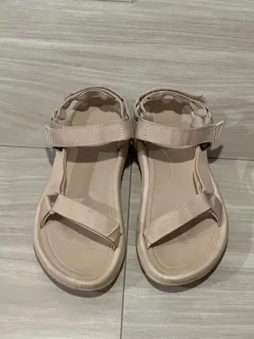 TeVa 핑크 베이지 스포츠 샌들