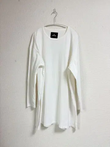 노트 컨벤셔널 티셔츠