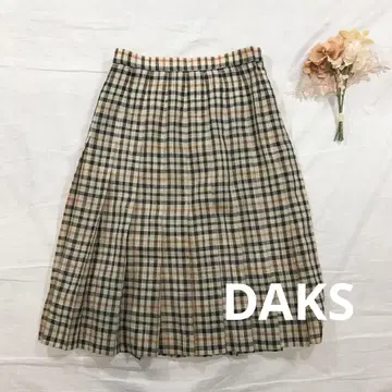 DAKS 덕스 턱 플리츠 스커트 플레어 무릎 기장 베이지 체크 무늬