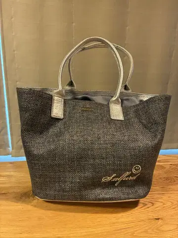 살롱 알파드 카고 백