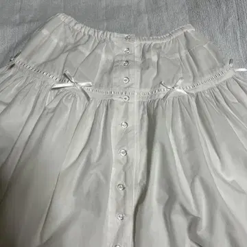 INGEBORG / 잉게보그 스커트 / 페티코트