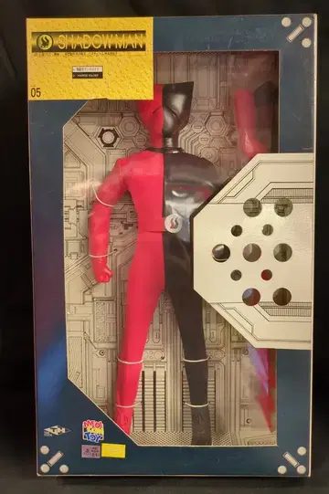 메디콤 토이 RAHM 인조인간 키카이다 섀도우맨 RAHM005