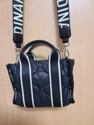 퀼팅 블랙 숄더백 ZARA