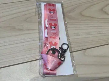 TWICE 허벅지 모브리 넥스트랩