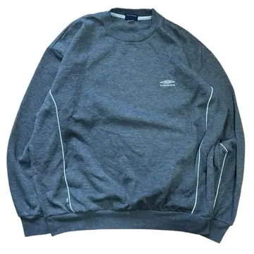 90s UMBRO 엄브로 프론트 원포인트 로고 크루넥 맨투맨